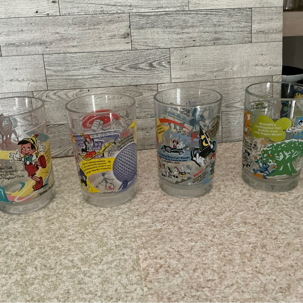 Set of 4 Disney Themed Glasses